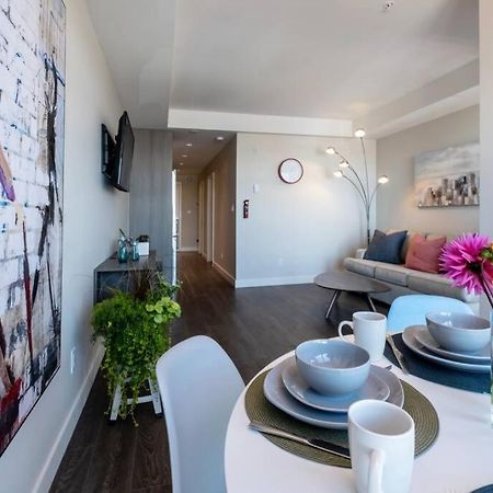 Clean 4Th Floor 1 Bedroom Apt In Old Town China Town Victoria Exterior photo